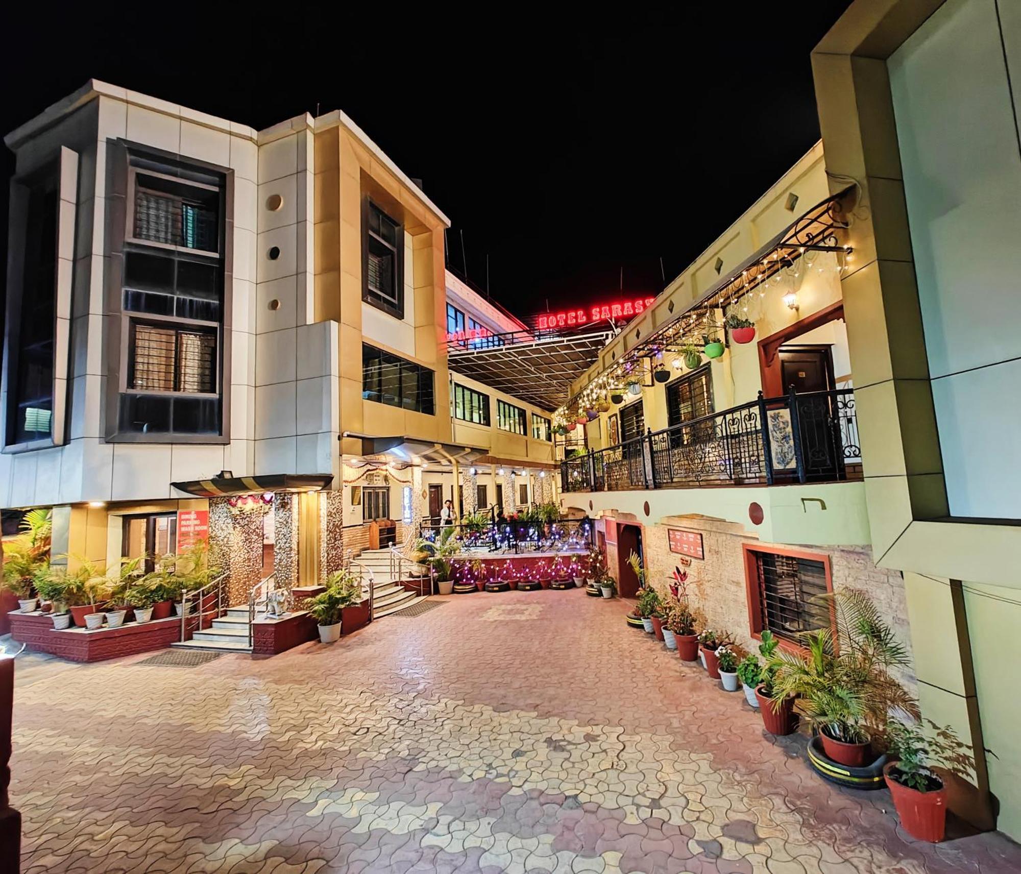 Hotel Saraswati Mount Abu Εξωτερικό φωτογραφία