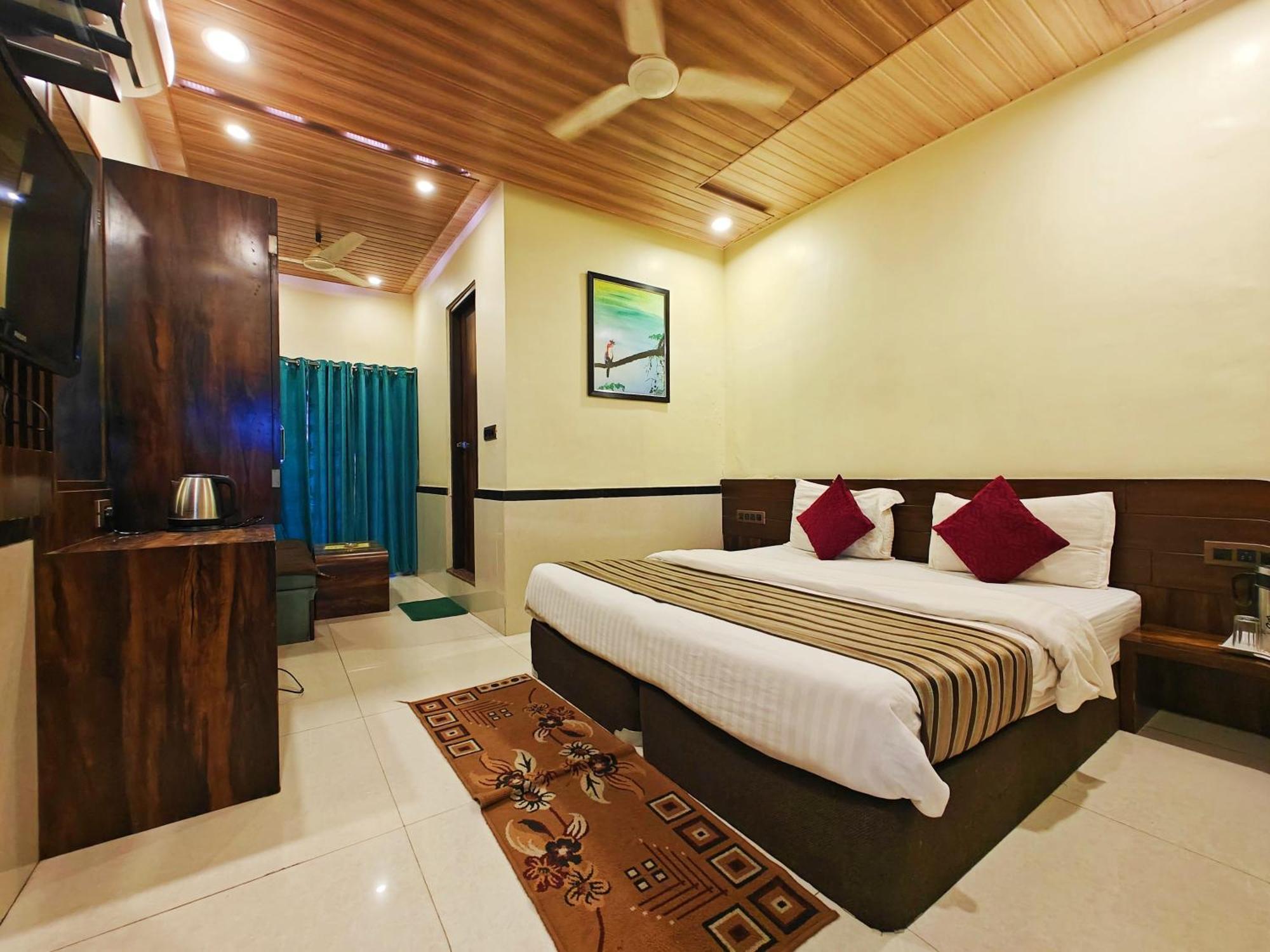 Hotel Saraswati Mount Abu Εξωτερικό φωτογραφία