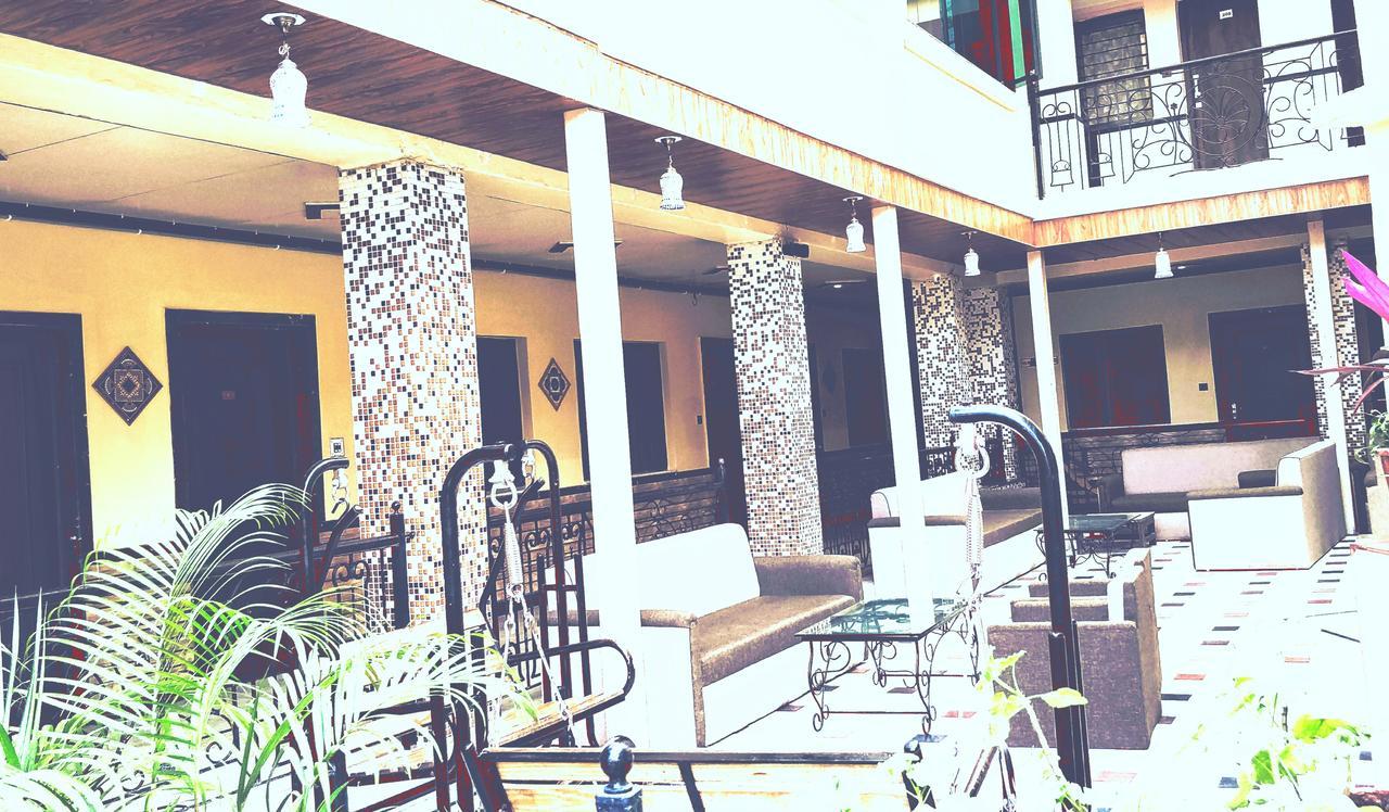 Hotel Saraswati Mount Abu Εξωτερικό φωτογραφία